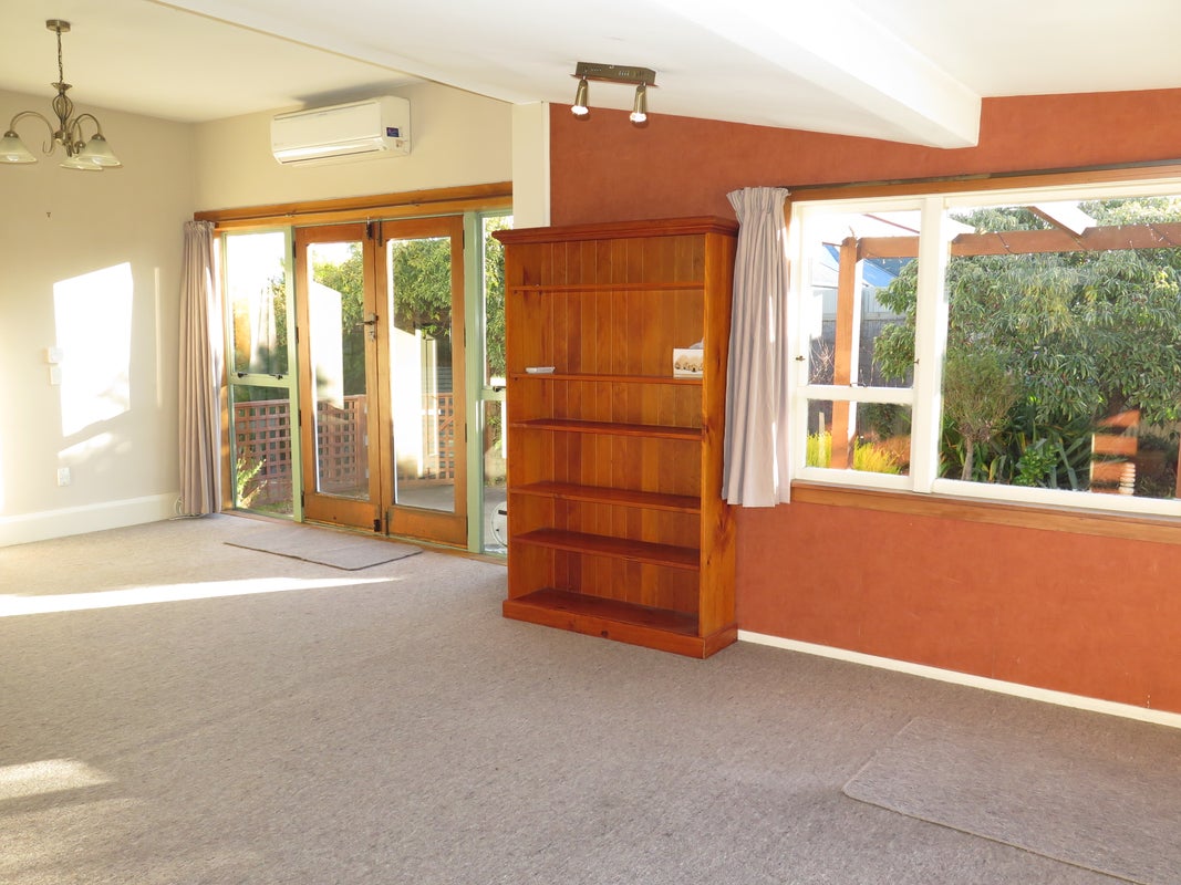 11 Lough Street, West End, Timaru - Carousel 2