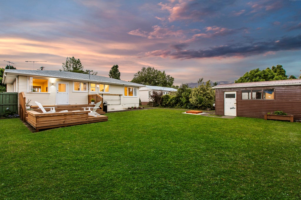 19 Kamaka Road, Mangere Bridge, Auckland - Carousel 2