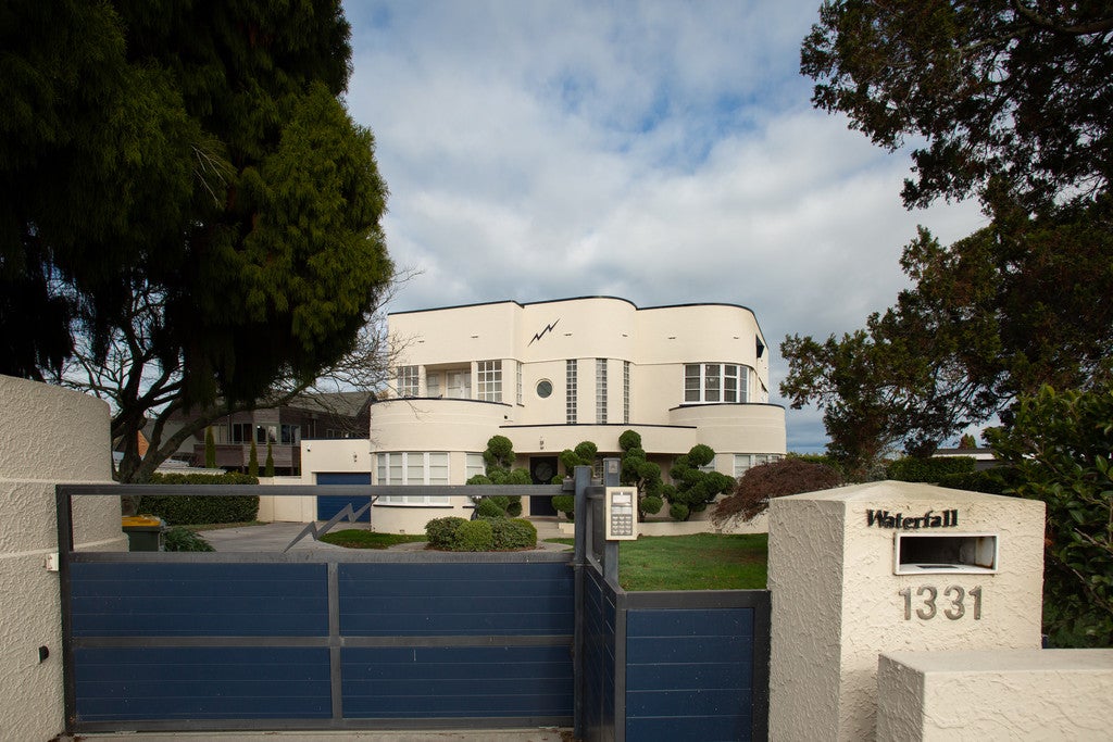 1331 Victoria Street, Beerescourt, Hamilton - Carousel 18