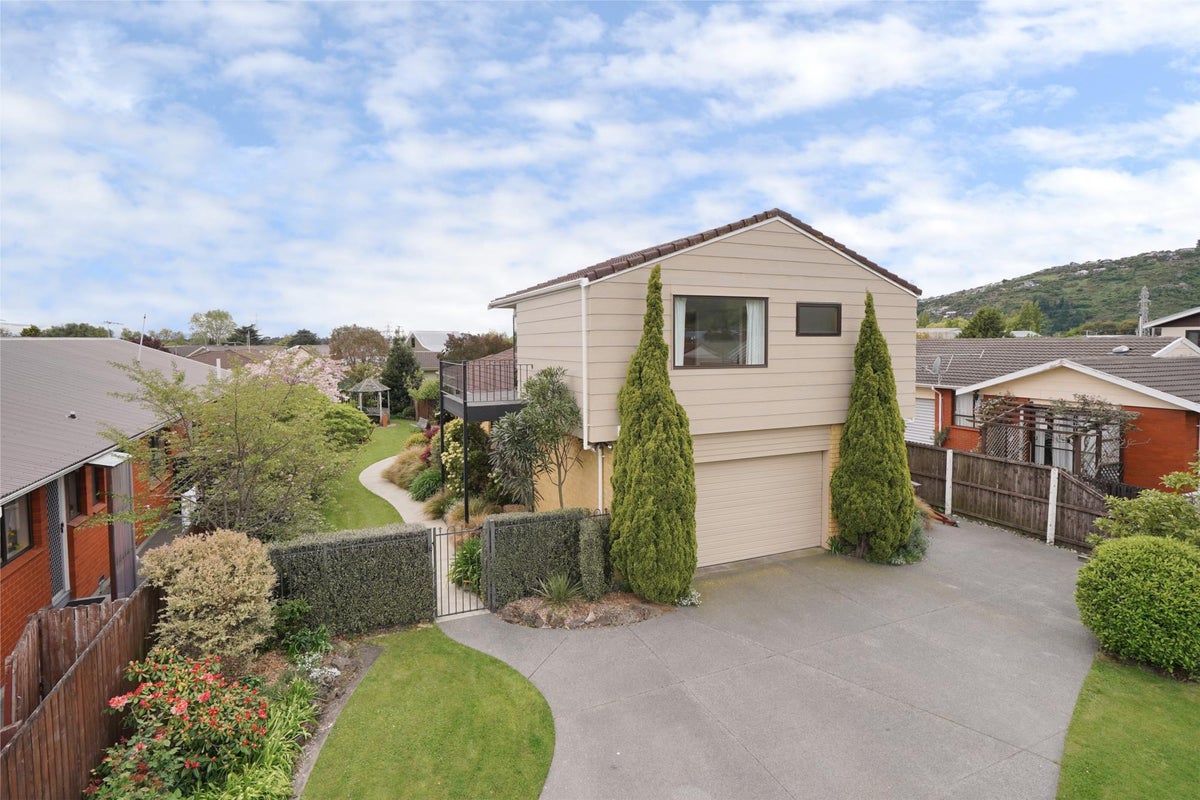 34 Laing Crescent, Heathcote Valley, Christchurch - Carousel 2