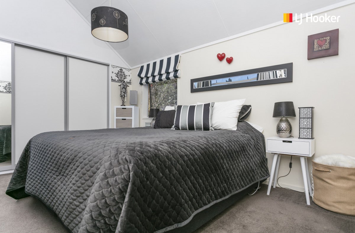 24 Larkins Street, Helensburgh, Dunedin - Carousel 25