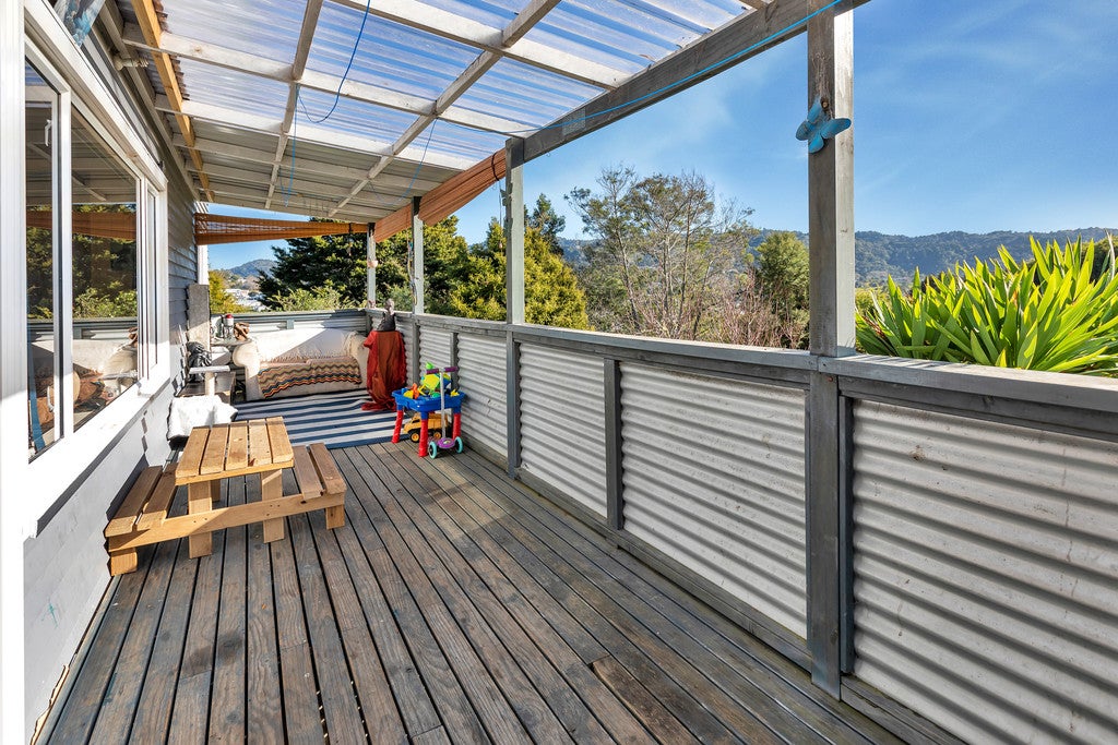 10 Tikorangi Place, Morningside, Whangarei - Carousel 2