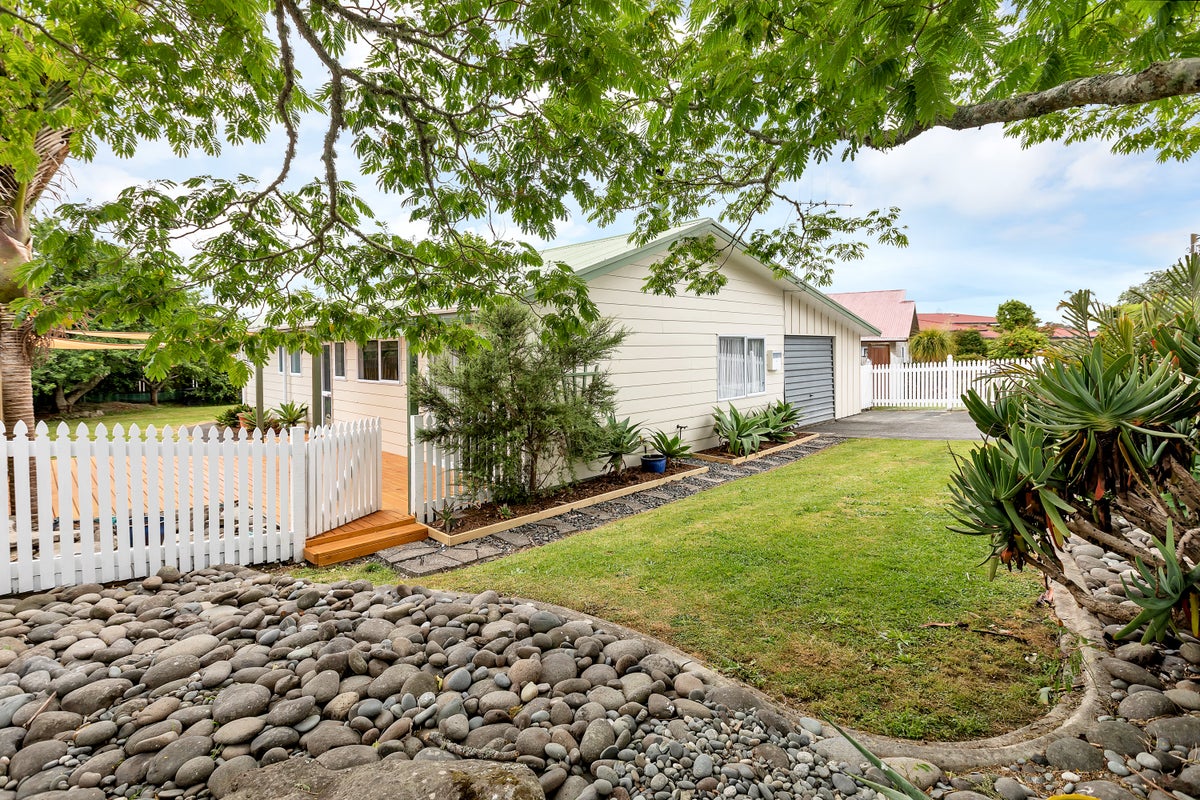 4 Rerewai Place, Tikipunga, Whangarei - Carousel 1