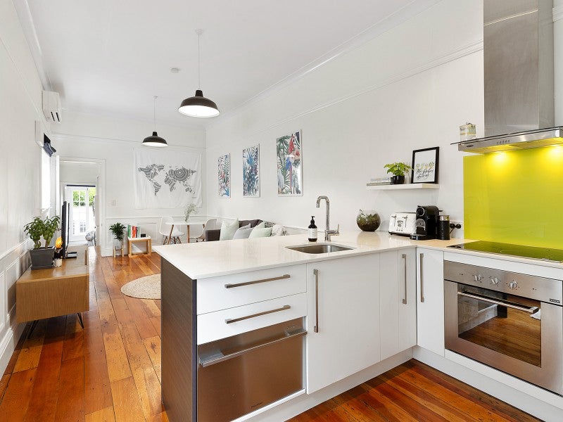 27 Edinburgh Terrace, Berhampore, Wellington - Carousel 1