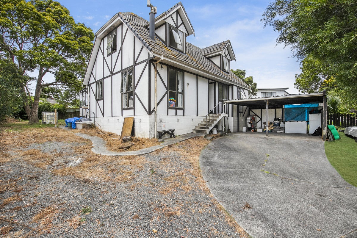 8 Courant Place, Clover Park, Auckland - Carousel 2