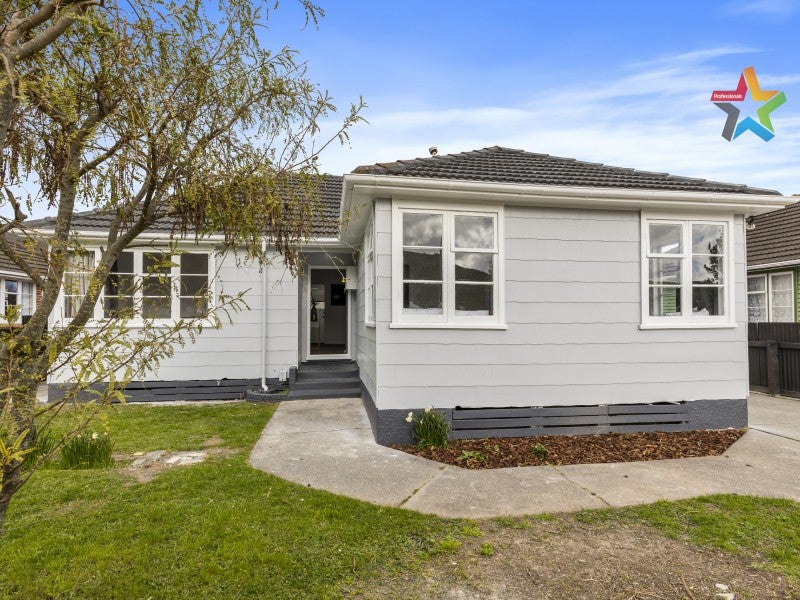 16 Harris Street, Naenae, Lower Hutt - Carousel 1