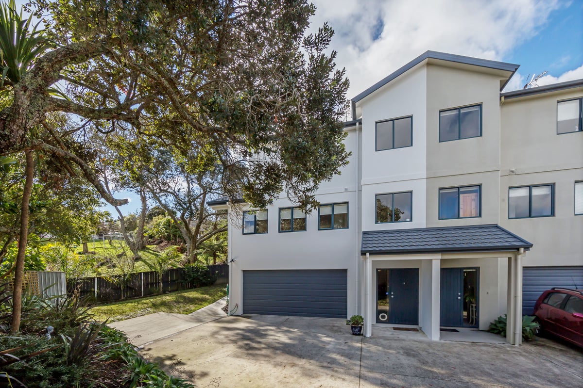18 Carento Way, Stanmore Bay, Whangaparaoa - Carousel 2