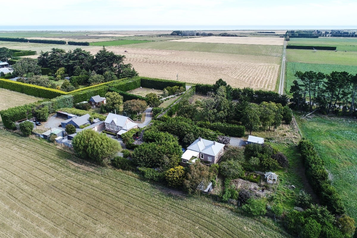 655 Leeston Taumutu Road, Leeston - Carousel 1