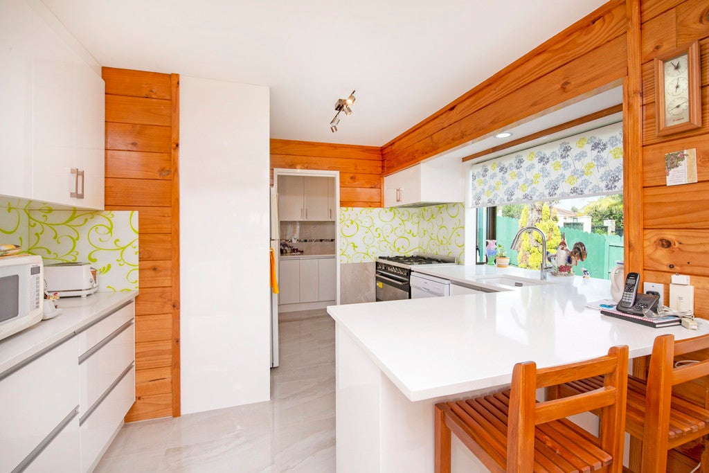 38 McCahill Views, Botany Downs, Auckland - Carousel 26