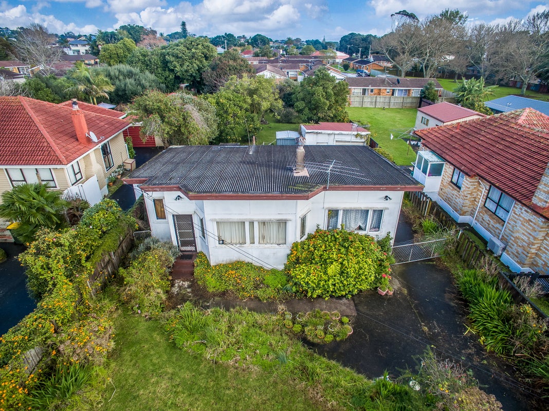 7 Crawford Avenue, Mangere Bridge, Auckland - Carousel 2