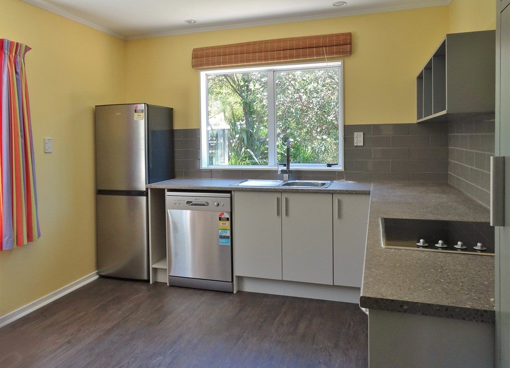 34 Gibbs Road, Collingwood - Carousel 2
