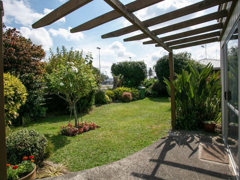 20 Tennyson Street, Leamington, Cambridge - Carousel 2
