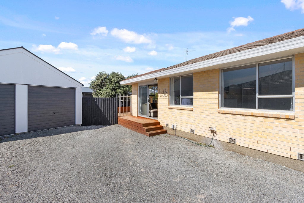 2/9 Leonie Place, Aranui, Christchurch - Carousel 1