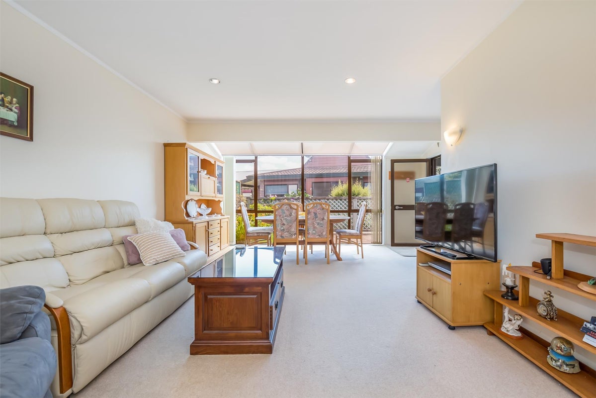 23/18 King Street, Petone, Lower Hutt - Carousel 2