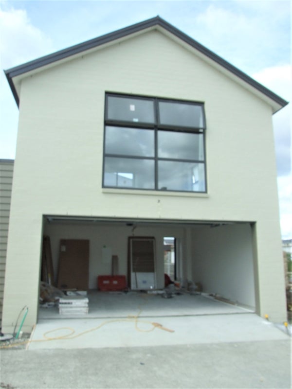 2 Rere Close, Takanini, Auckland - Carousel 7