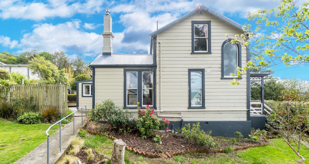 48 Hood Street, Wakari, Dunedin - Carousel 1