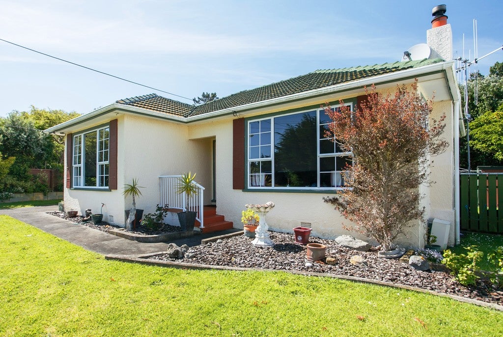 1 East Way, Durie Hill, Whanganui - Carousel 2
