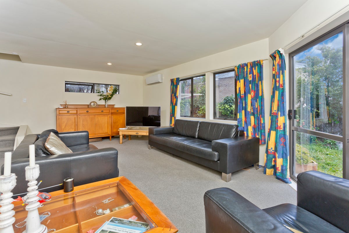 12/37 Fields Parade, Oteha, Auckland - Carousel 2