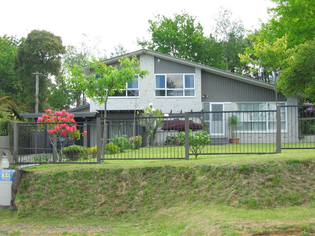 40 Mountain Road, Western Heights, Rotorua - Carousel 1