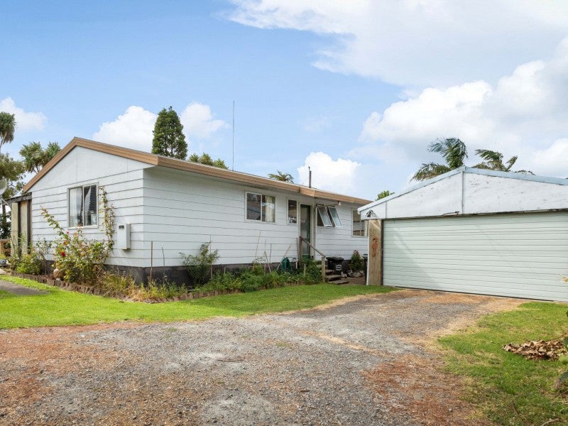 34 Koutunui Road, Athenree, Waihi Beach - Carousel 1