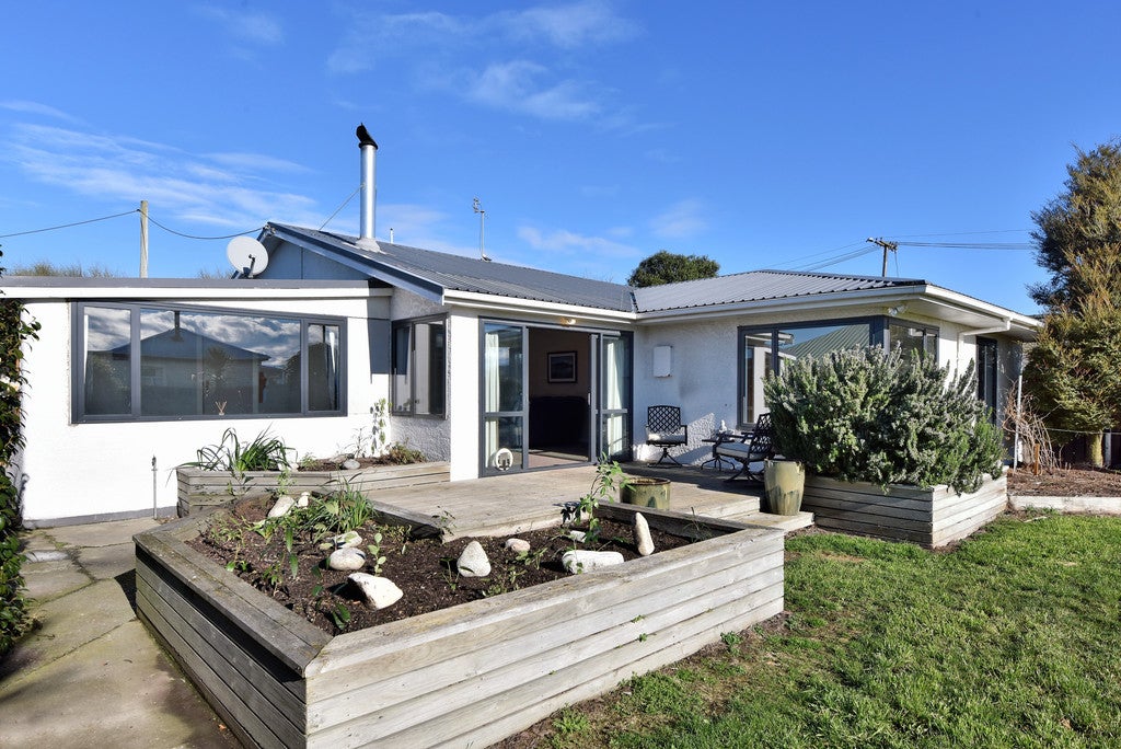 2 Kissel Street, Templeton, Christchurch - Carousel 1
