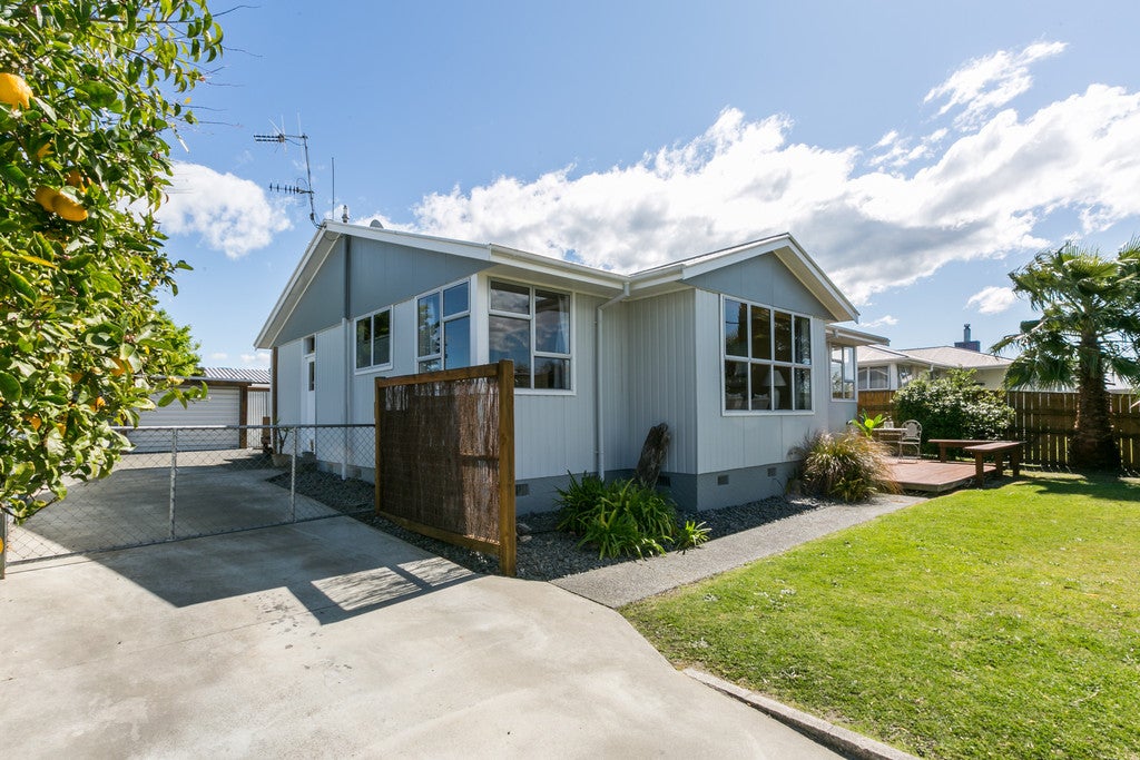20 Shortland Street, Tamatea, Napier - Carousel 1