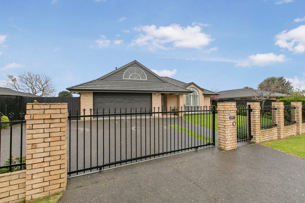 34 Longford Park Drive, Takanini, Auckland - Carousel 26