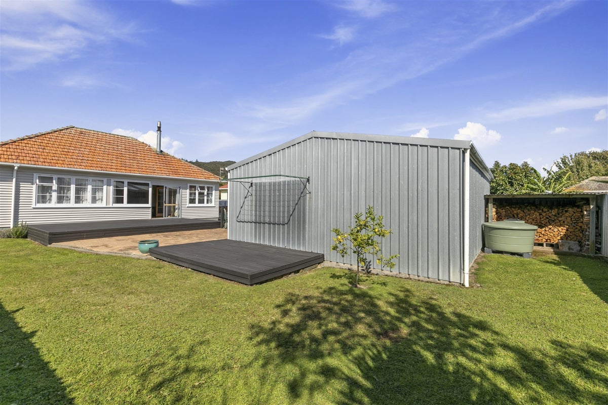 49 Biddle Crescent, Taita, Lower Hutt - Carousel 19