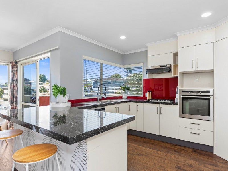 2 Warrington Street, Matua, Tauranga - Carousel 2