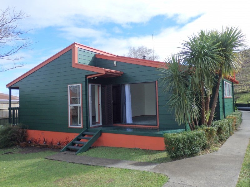 32 Einstein Street, Outer Kaiti, Gisborne - Carousel 1