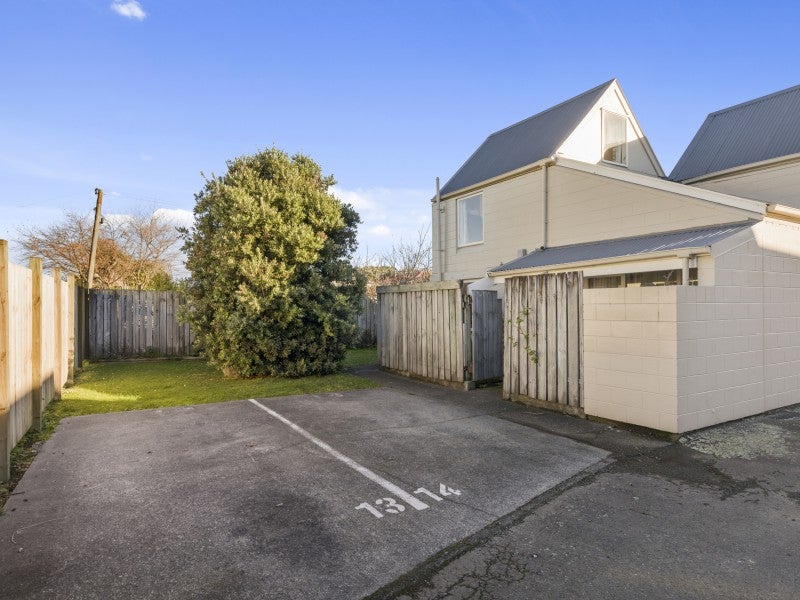 13/118 Randwick Road, MOERA, LOWER HUTT - Carousel 1
