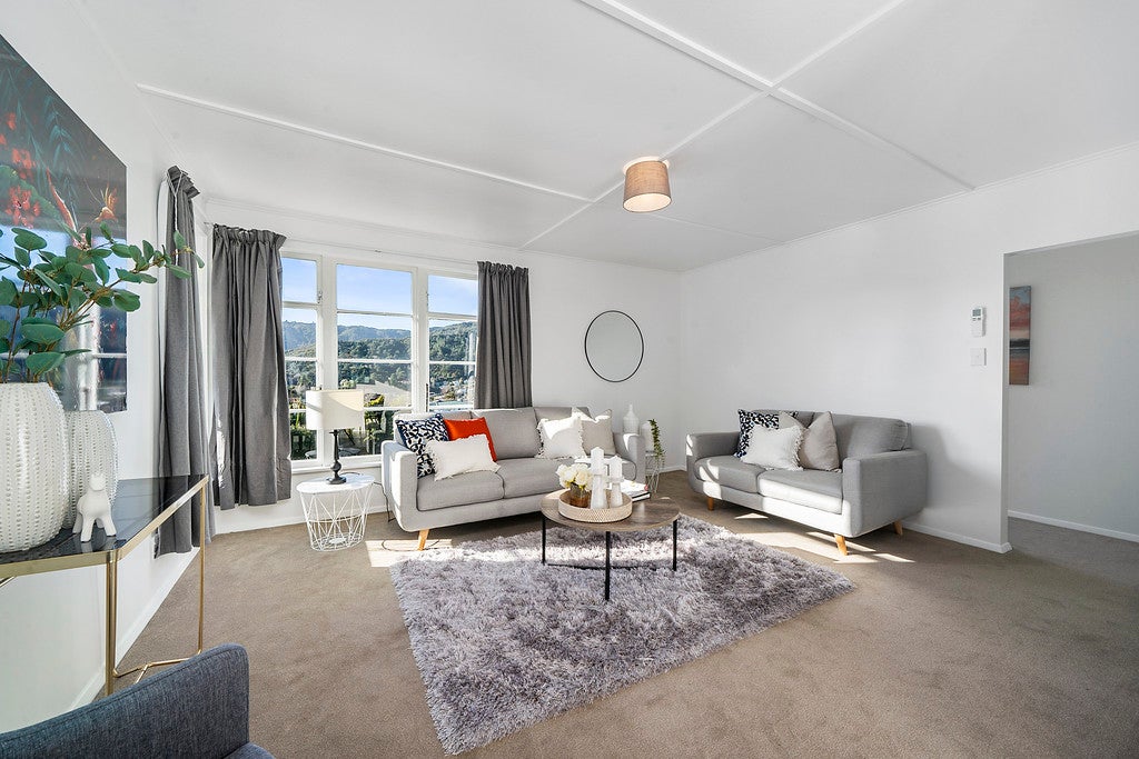 75 Bird Grove, Stokes Valley, Lower Hutt - Carousel 1