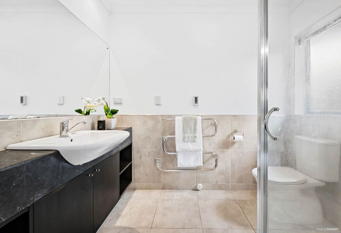 11 Tornish Drive, Flat Bush, Auckland - Carousel 13