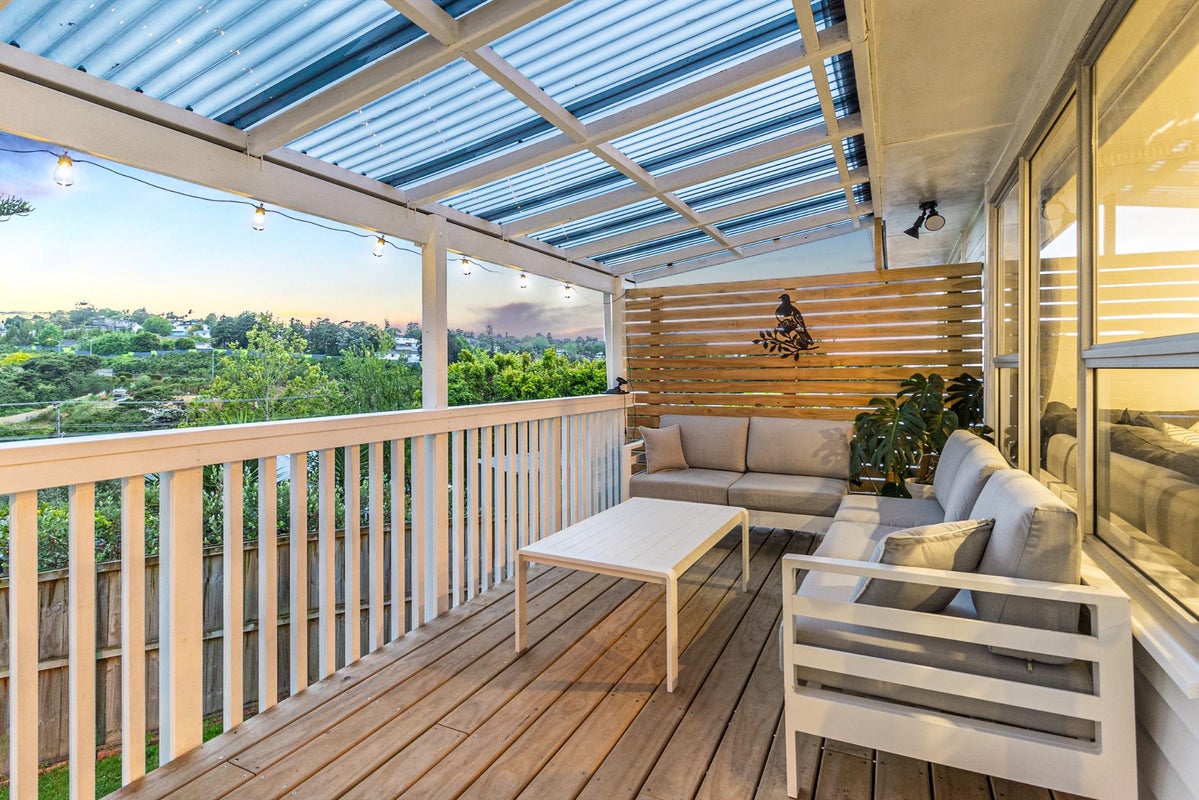 17 Lincoln Park Avenue, Massey, Auckland - Carousel 2