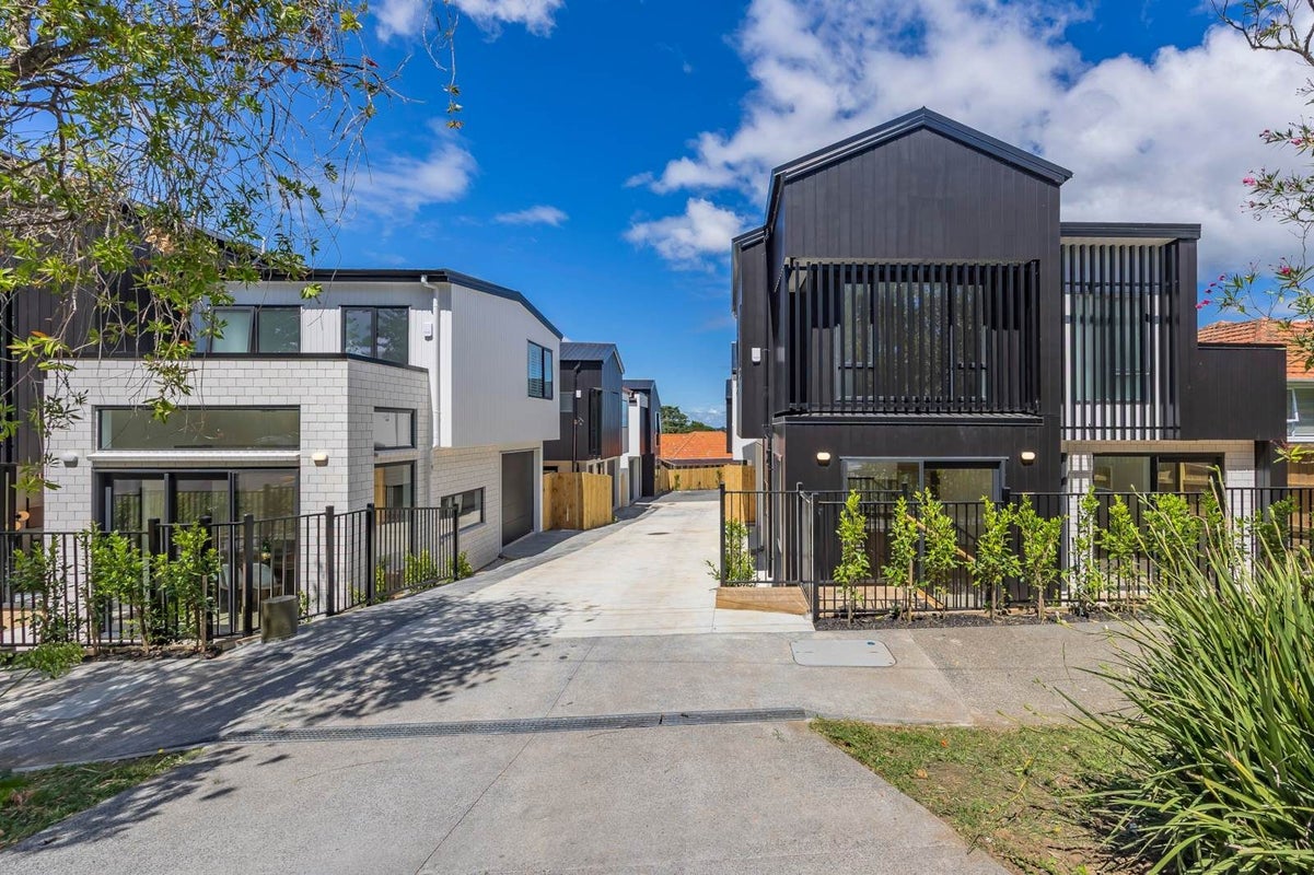 199 West Tamaki Road, Glen Innes, Auckland - Carousel 14