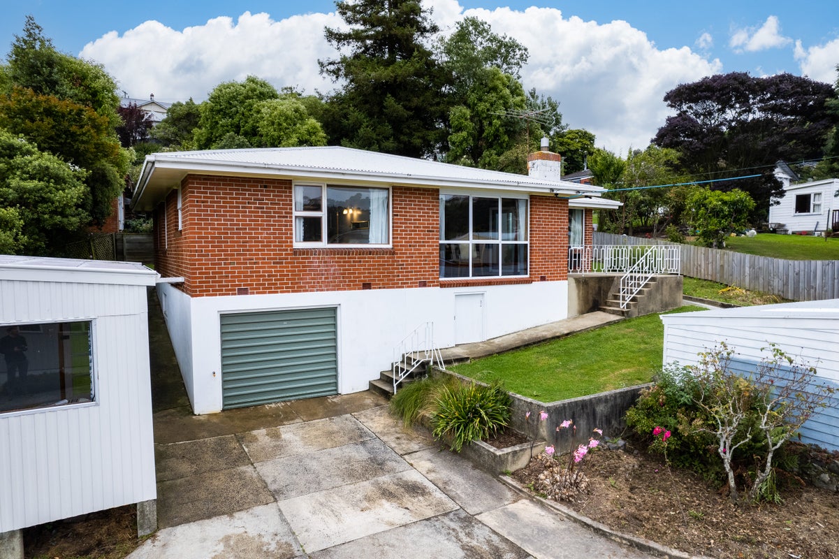 63 Playfair Street, Caversham, Dunedin - Carousel 1