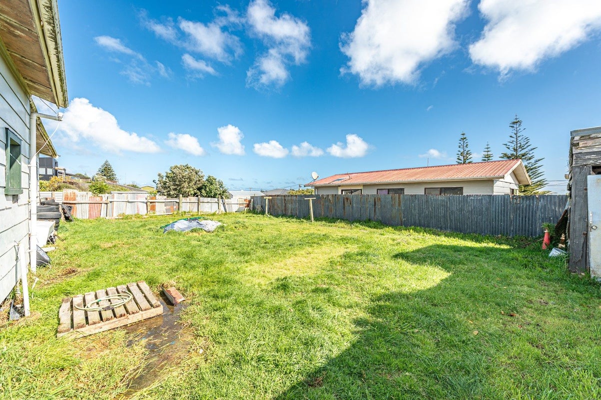 39 Cornfoot Street, Castlecliff, Whanganui - Carousel 2