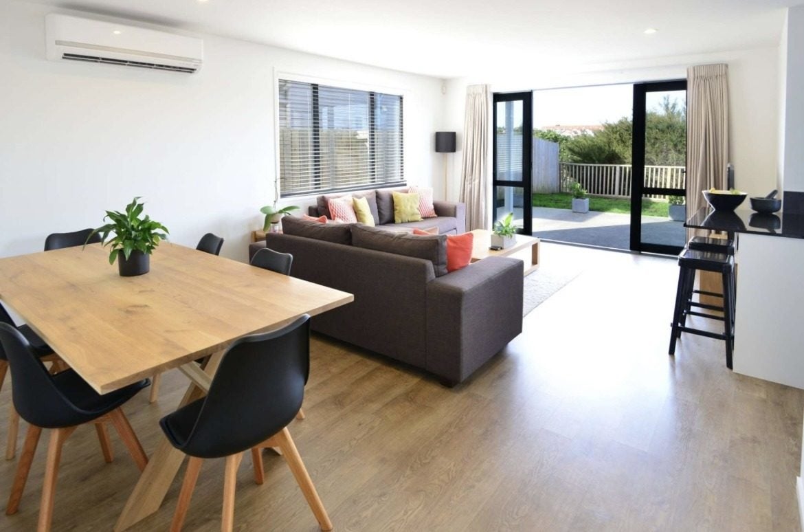 37 Buccaneer Court , Gulf Harbour, Whangaparaoa - Carousel 2