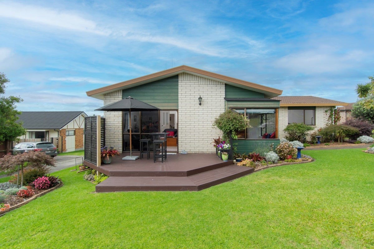 62 Heron Avenue East, Matua, Tauranga - Carousel 1
