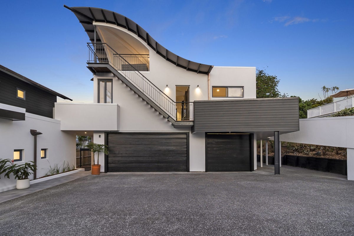 63A Beresford Street, Bayswater, Auckland - Carousel 1