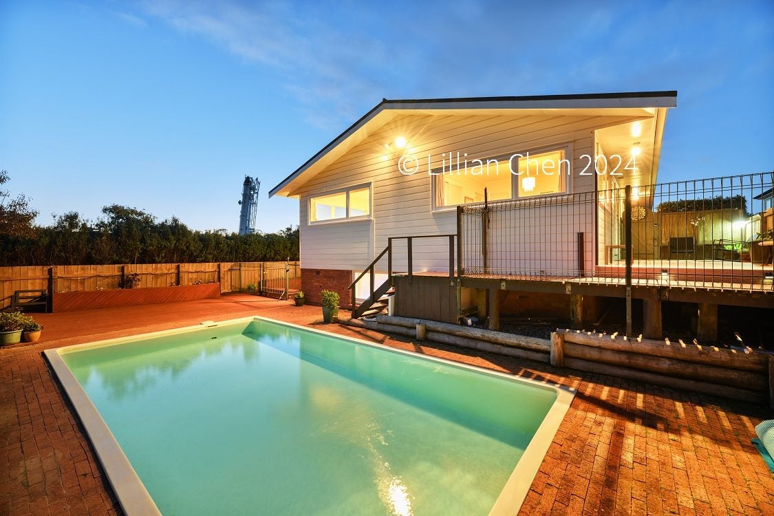 18 Gregory Place, Mount Roskill, Auckland - Carousel 1