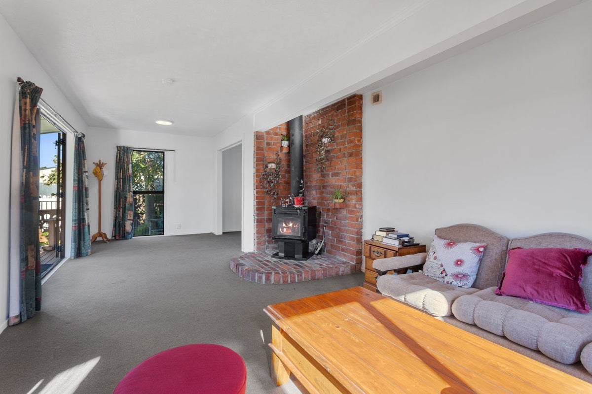 37 Darroch Street, Belfast, Christchurch - Carousel 2