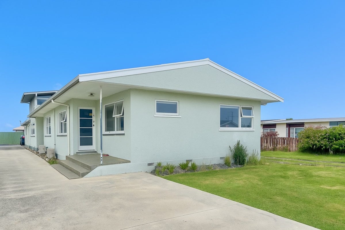 1/17 Otterson Street, Tahunanui, Nelson - Carousel 1