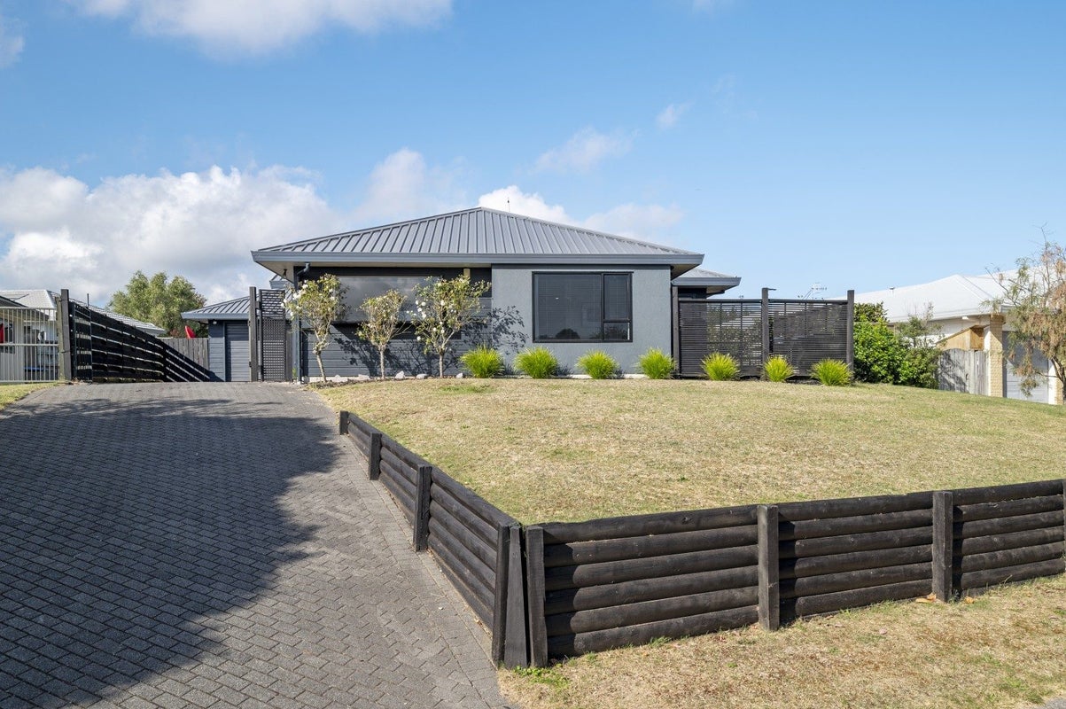 54 Balmoral Drive, Hilltop, Taupo - Carousel 14