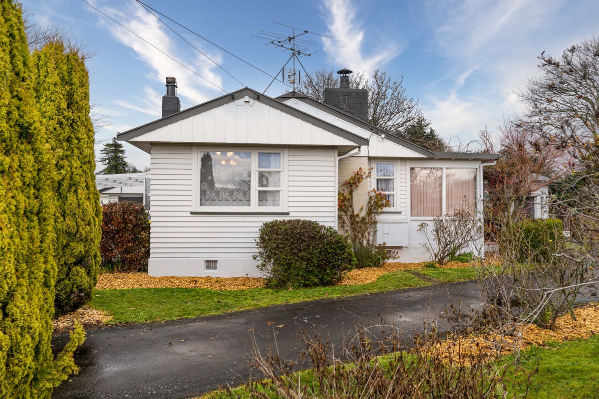 29 Intermediate Street, Solway, Masterton - Carousel 1