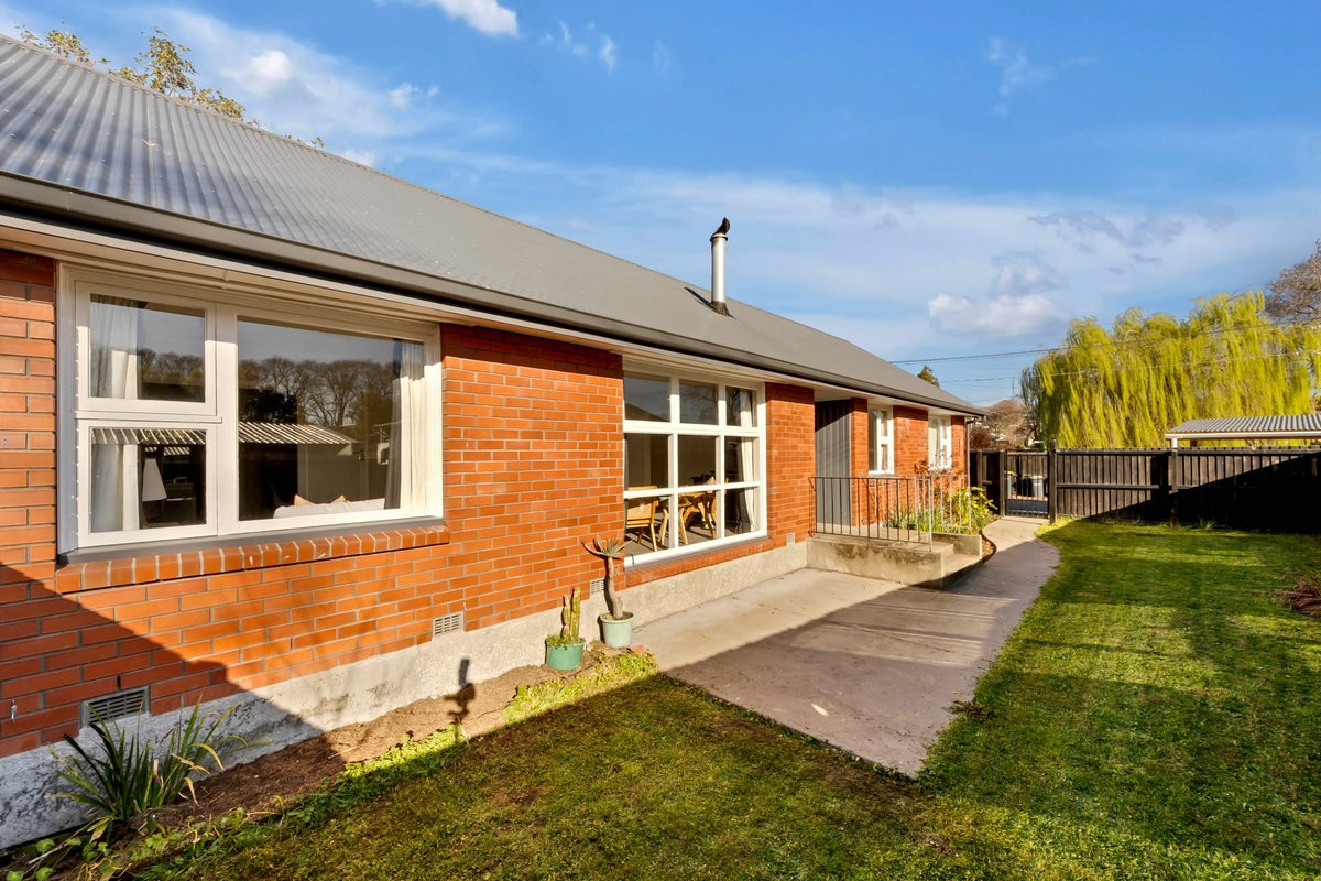31 Fifield Terrace, Opawa, Christchurch - Carousel 2