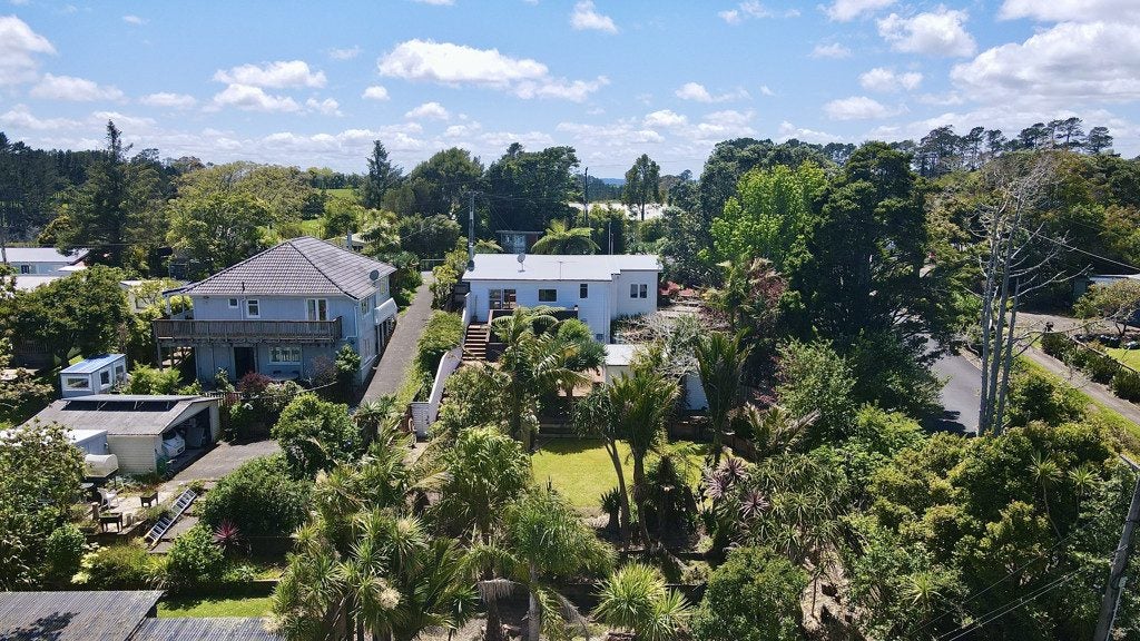 76 Mcentee Road, Waitakere, Auckland - Carousel 1