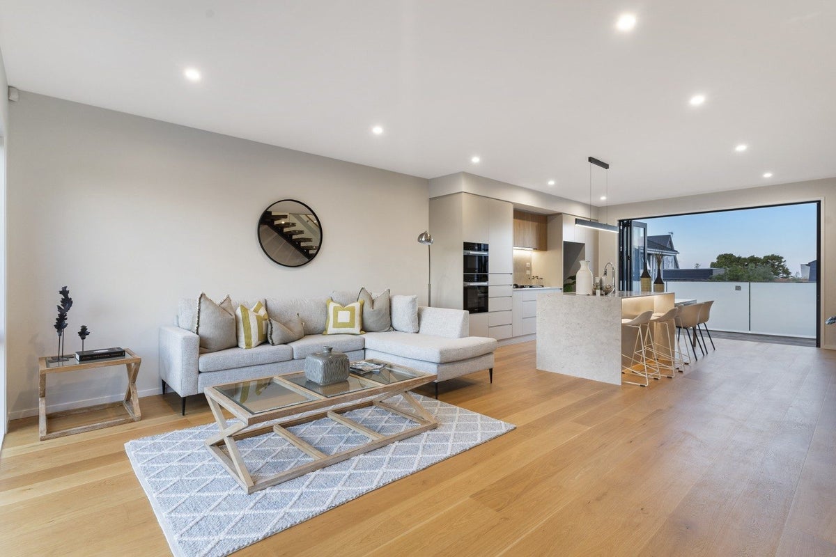 16E Killarney Street, Takapuna, Auckland - Carousel 2