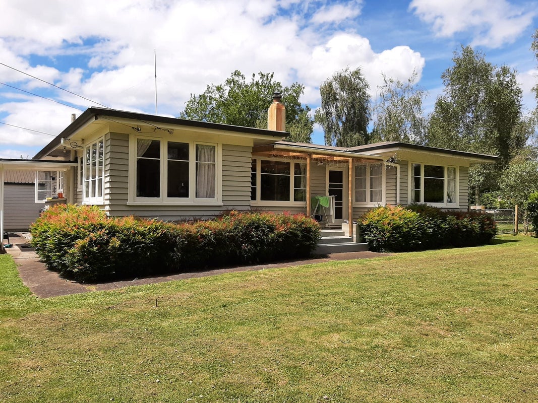 236 State Highway 26, Newstead - Carousel 1