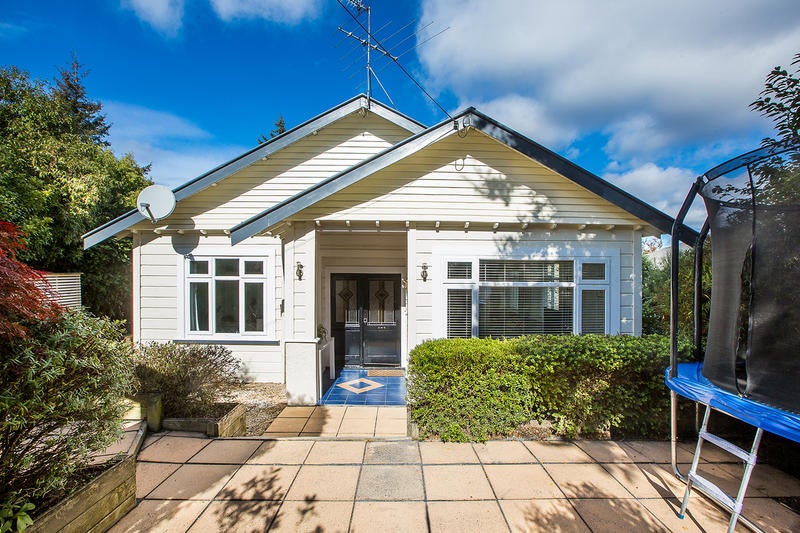 29 Prestwick Street, Maori Hill, Dunedin - Carousel 1